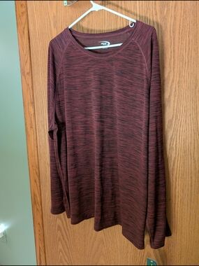 NWT MTA Marled Long Sleeve Athletic Top in Burgundy